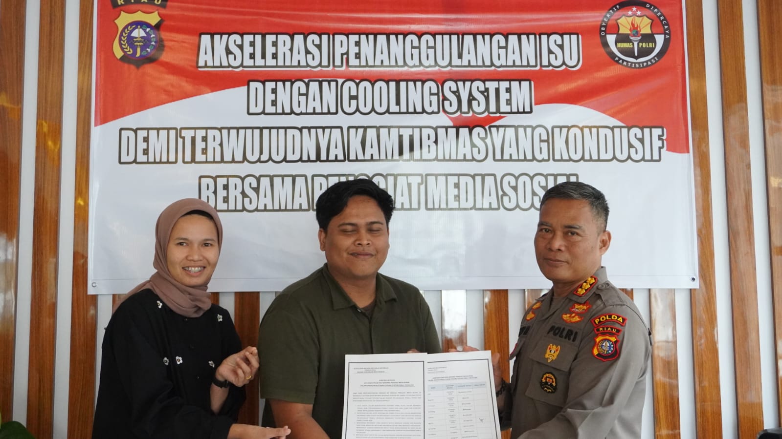 Rangkul pegiat medsos, Humas Polda Riau Akselerasi Penanggulangan Issu Melalui Cooling System 